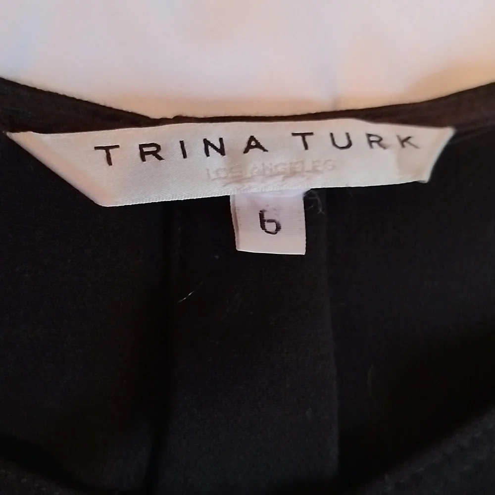 New Trina Turk Black Shift Dress with Accent Zipper - Size 6